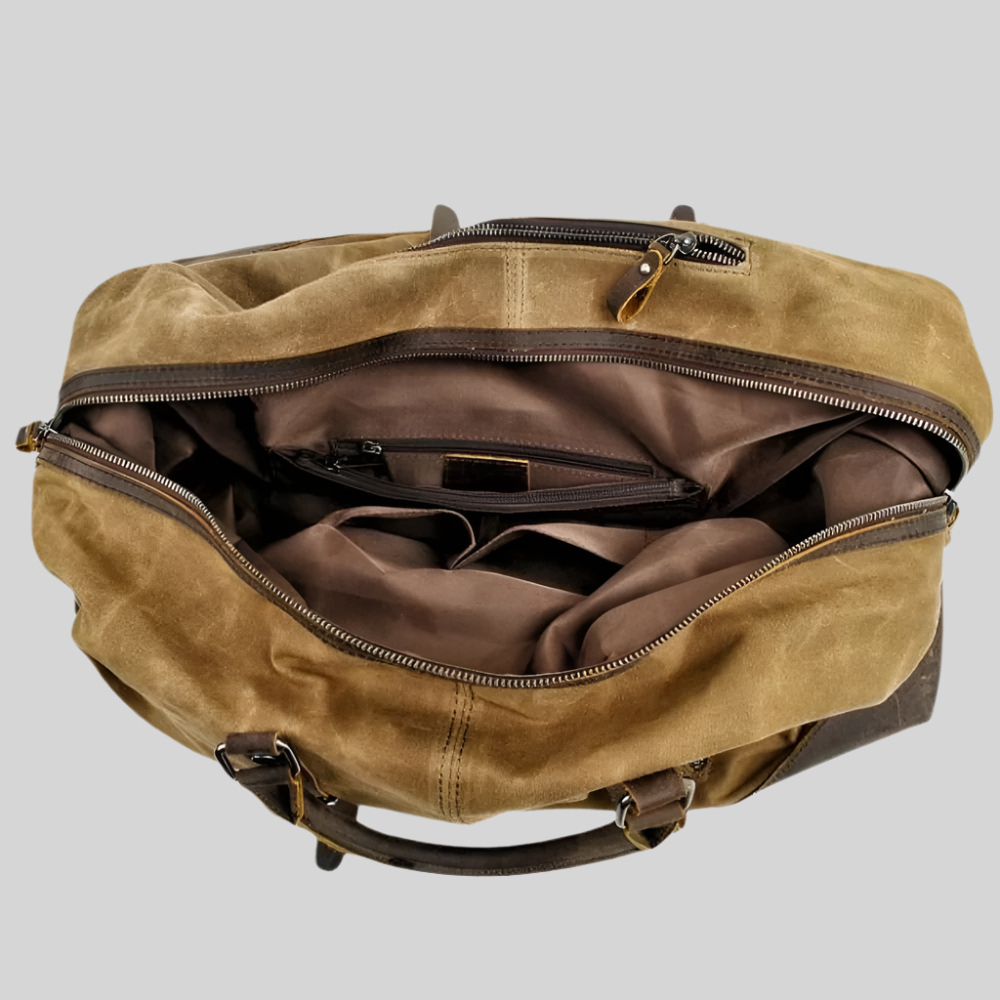 Kingstons Sturdy Canvas Weekend Bag - Leather Details