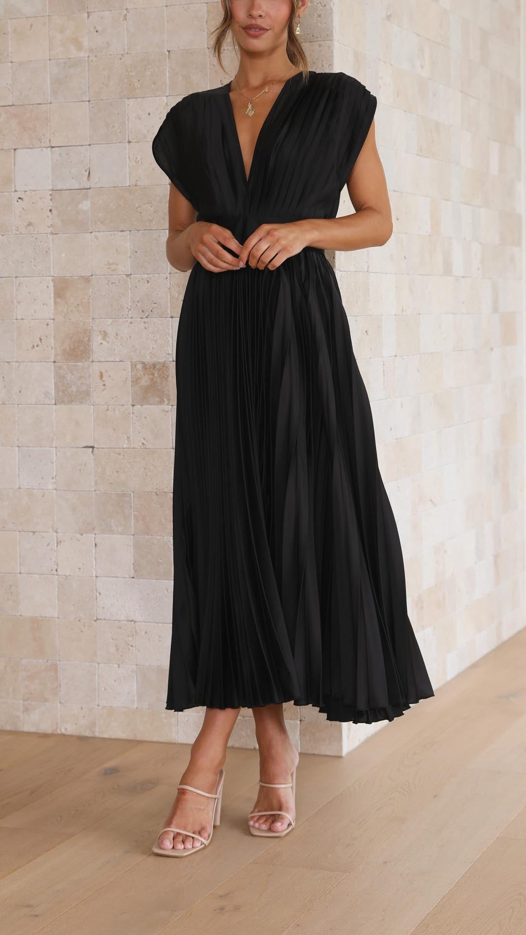 Tessa | Women’s Classic Pleated Maxi Dress