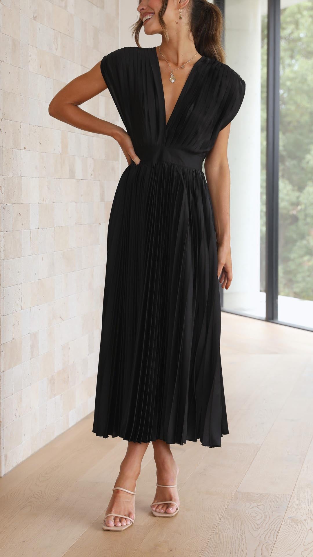Tessa | Women’s Classic Pleated Maxi Dress