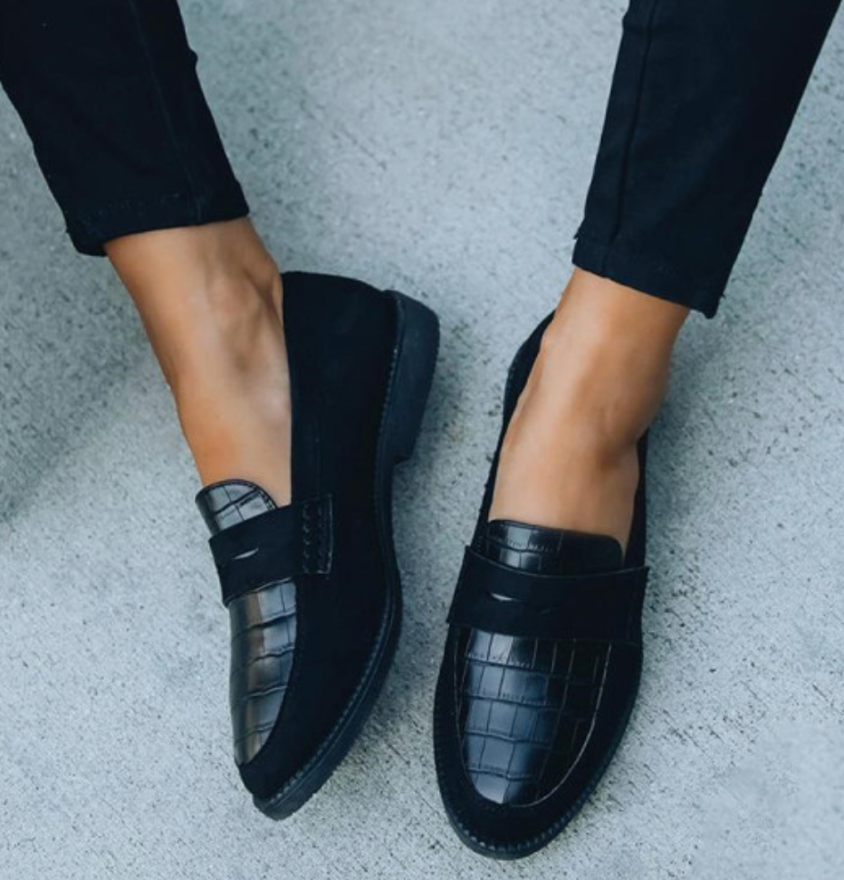 Women's Shoes | Black Leather, Elegant Design | Comfortable